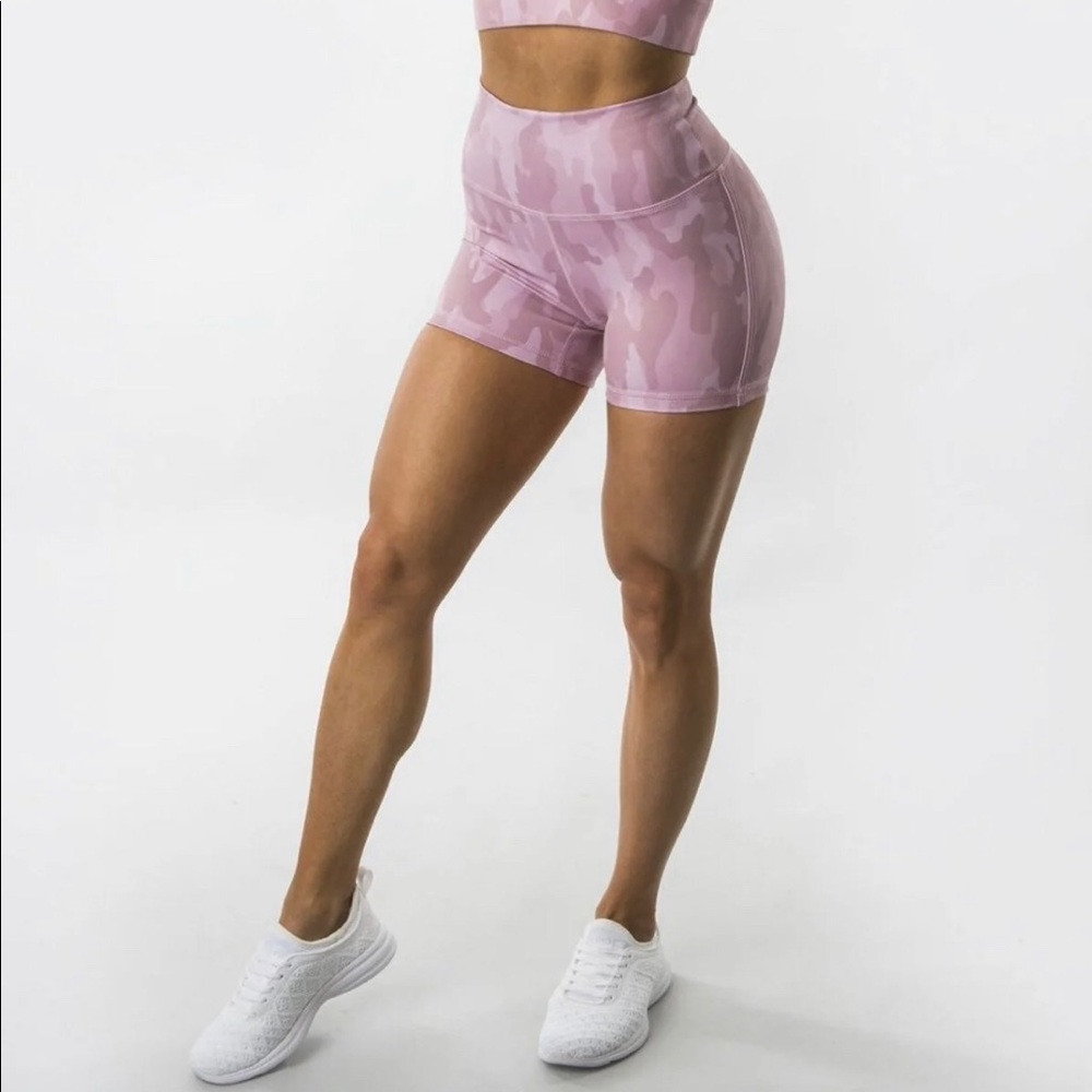 Buffbunny Camo Shorts